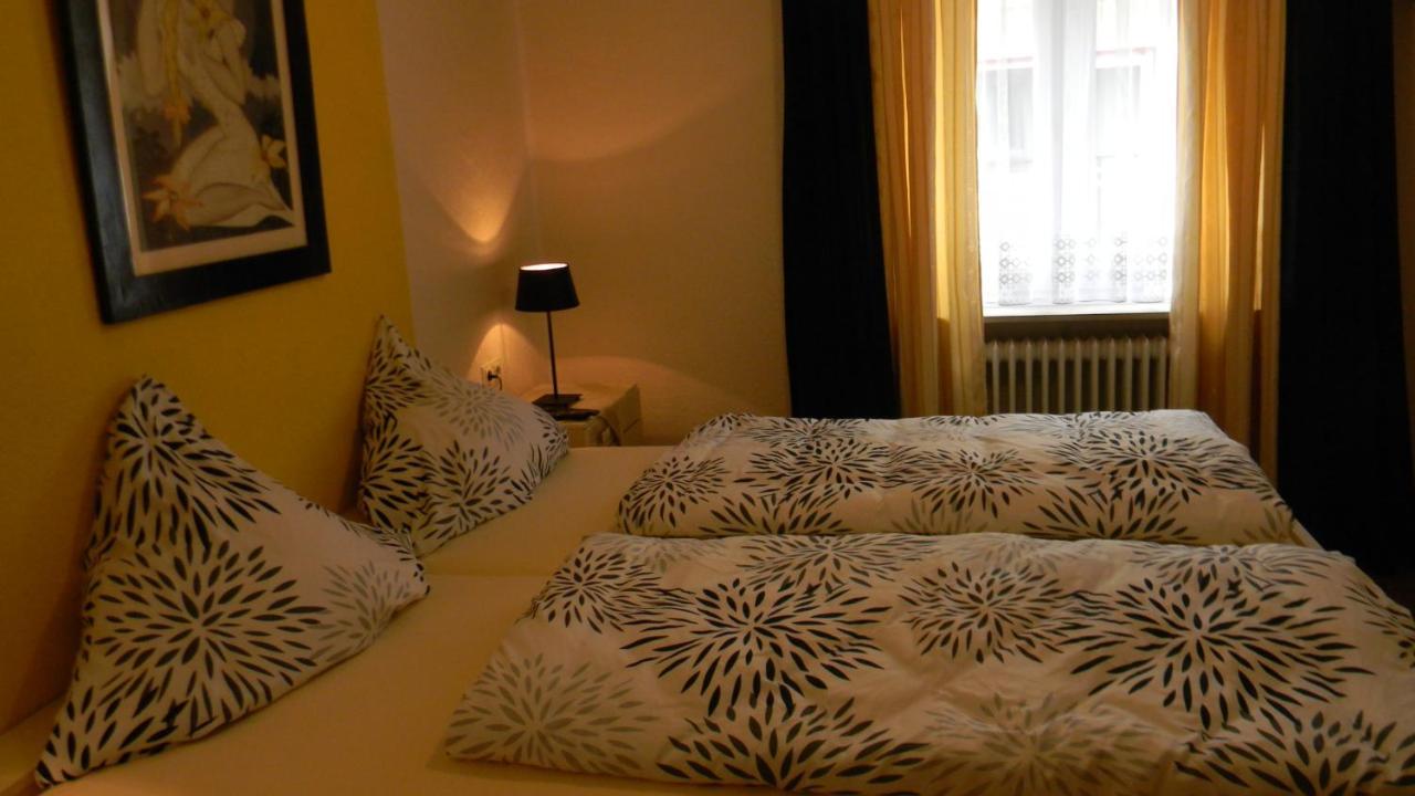 Bed and Breakfast Gastehaus Am Calmont Едіґер-Еллер Екстер'єр фото