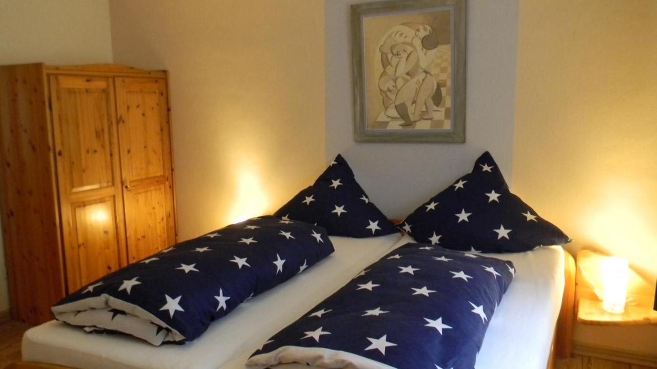 Bed and Breakfast Gastehaus Am Calmont Едіґер-Еллер Екстер'єр фото
