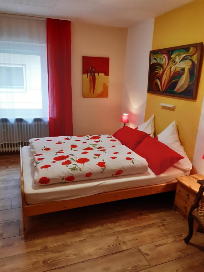 Bed and Breakfast Gastehaus Am Calmont Едіґер-Еллер Екстер'єр фото